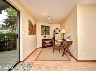 1307 N 161st St, Shoreline, WA 98133