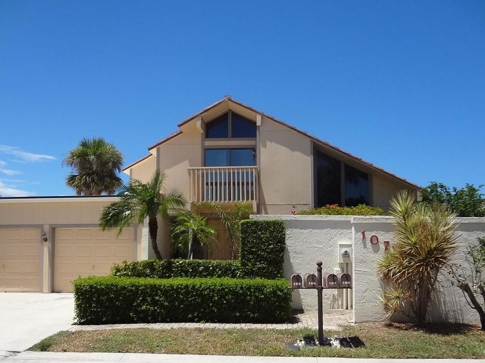 107 Sandpiper W. Jupiter Front View