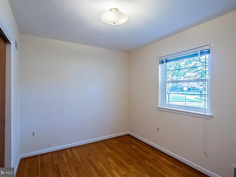 6608 Fairlawn Dr — Photo 20