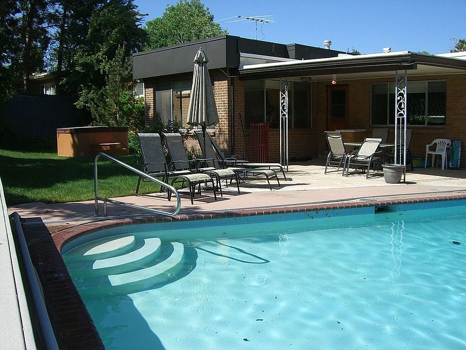 Pool are