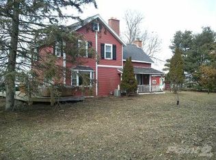 728 S Golden Ct, Wisconsin Dells, WI 53965