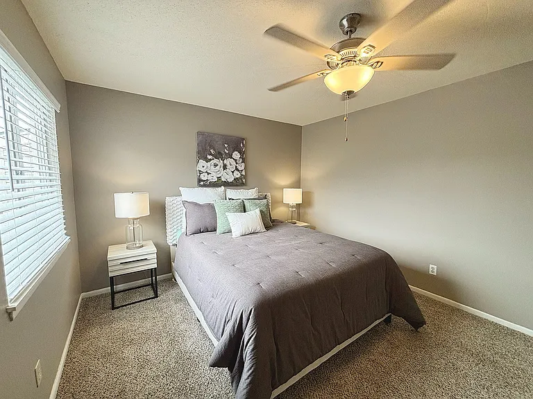 Riverbend - Bedroom1