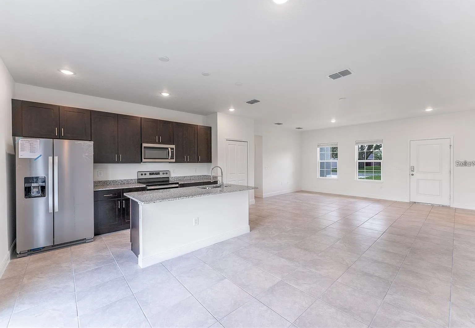 4 bed, 2.0 bath, 1580 sqft, $1,950 — Photo 4