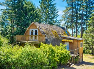 337 Evergreen Way, Pt Roberts, WA 98281