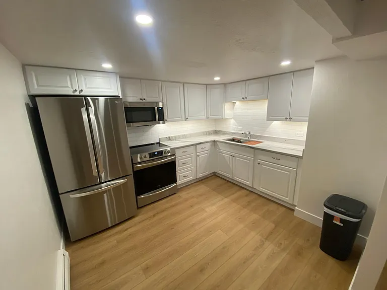 2497 Chamonix Ln #J3 — Photo 8