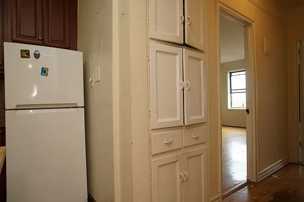 Rented by Norman Raindel, LREB | media 12