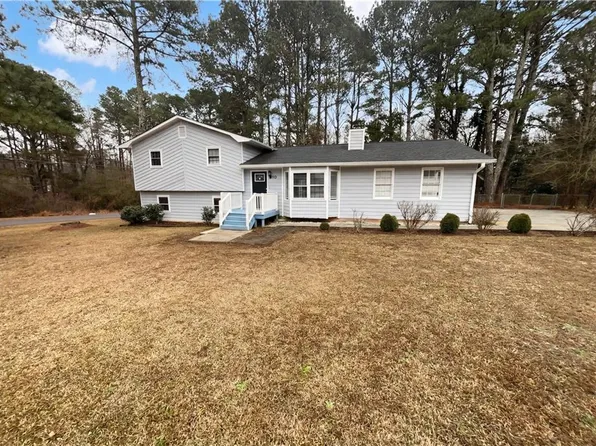 10 King Dr, Carrollton, GA 30116