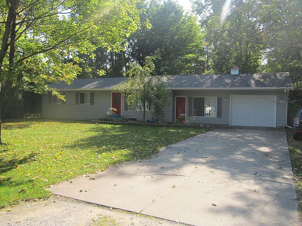 1st image of 596 Dodge Dr