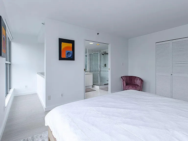 1000 Beach Ave #1305 — Photo 14