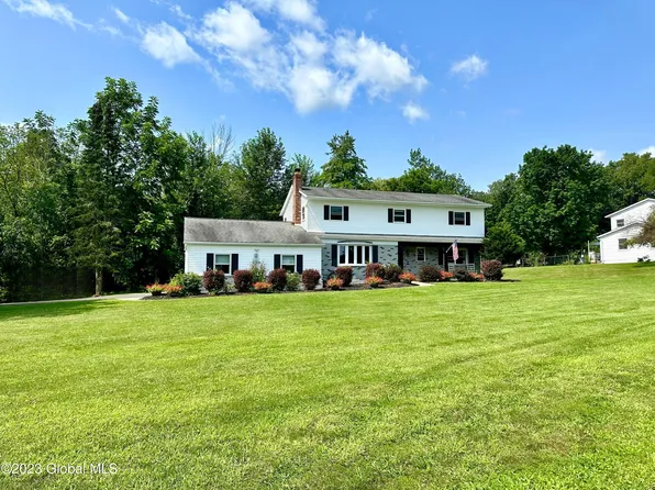 1 Chango Drive, Ballston Lake, NY 12019