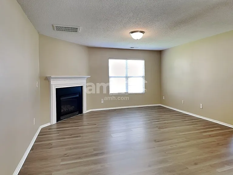 3004 Van Dorn Rd — Photo 7