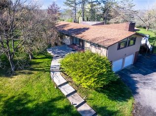 305 Michele Ln, Sayre, PA 18840