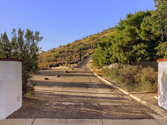 2nd image of 4852 W EL CORTEZ Place