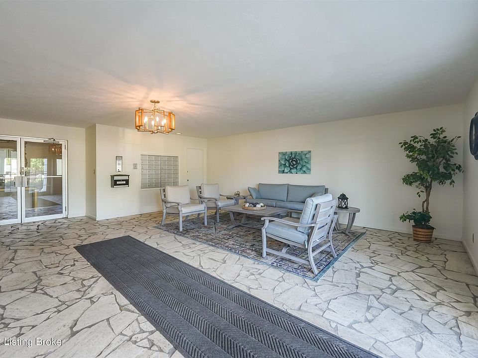 1st image of 226 El Conquistador Pl