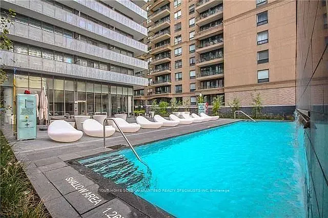 42 Charles St E #4903 — Photo 15