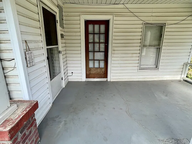 524 W Harrison St #A — Photo 2
