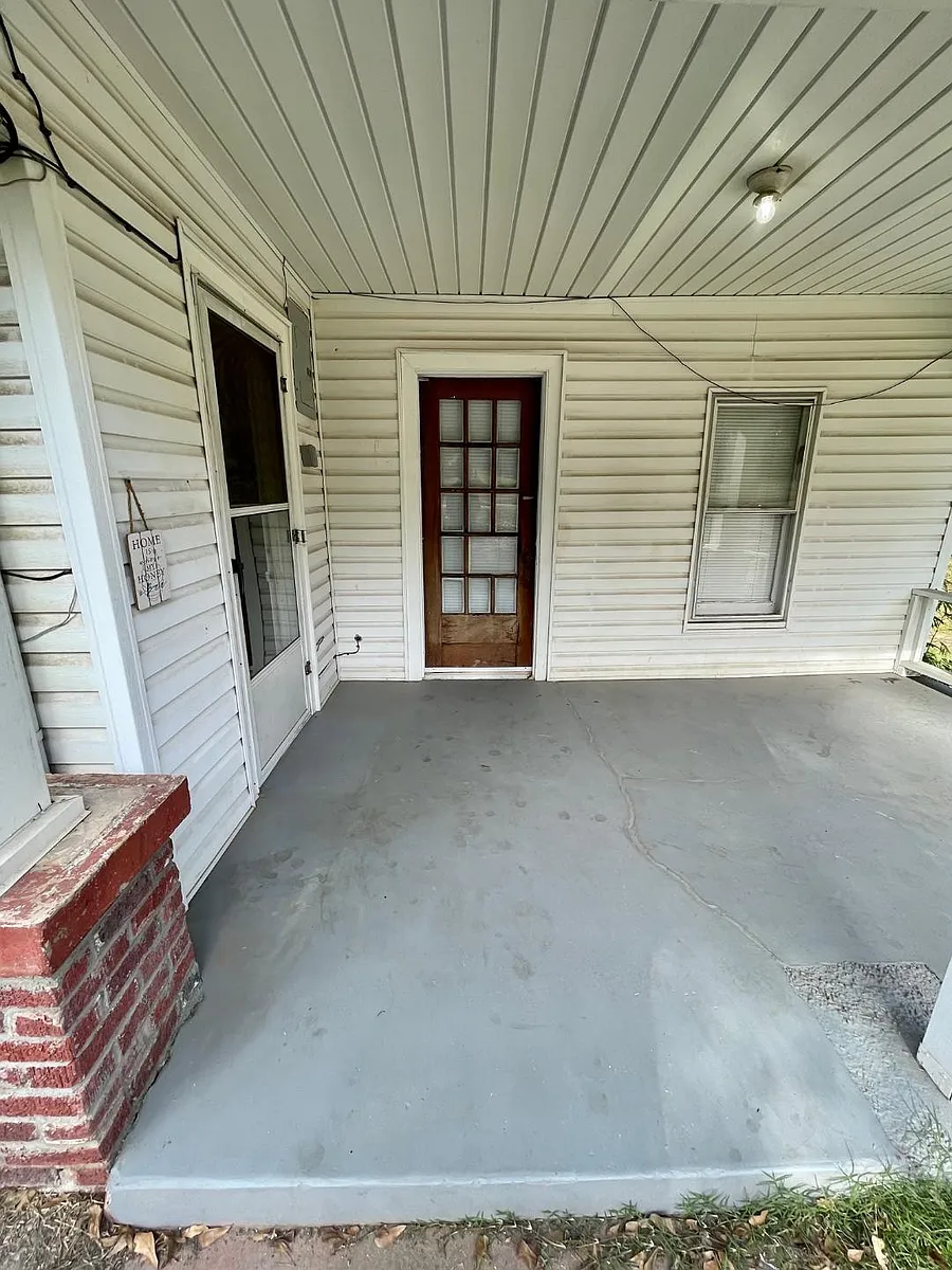 Building Photo - 524 W Harrison St #A