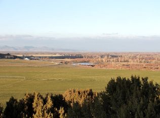 9128 Rustlers Trl, Menan, ID 83434