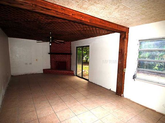 3rd image of 2310 Juno Ave