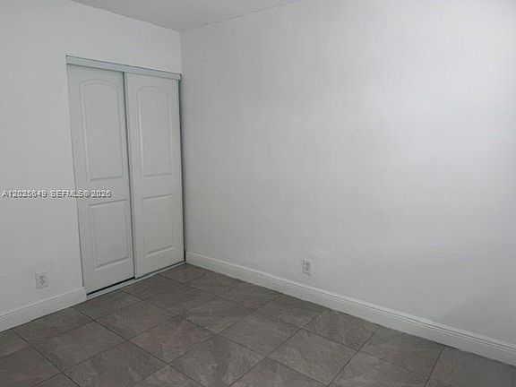 4th image of 608 5th St #7