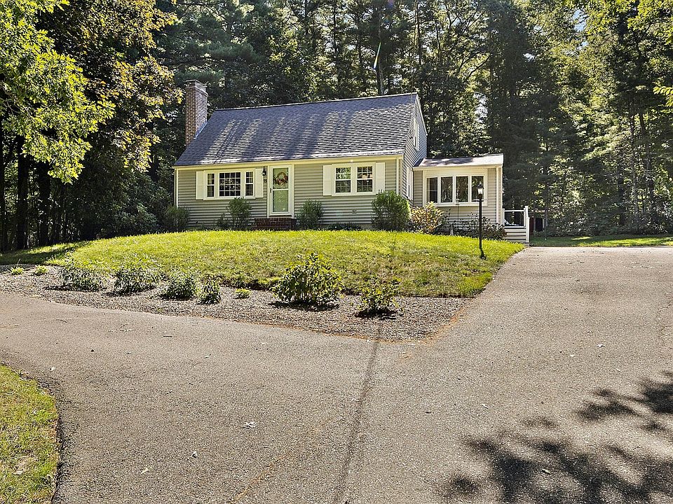 1st image of 75 Oak St