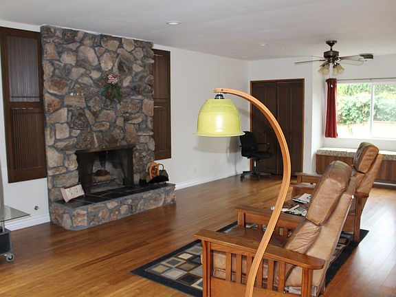 3rd image of 12032 Sylvester St