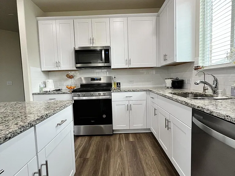 902 Feldspar Way — Photo 6