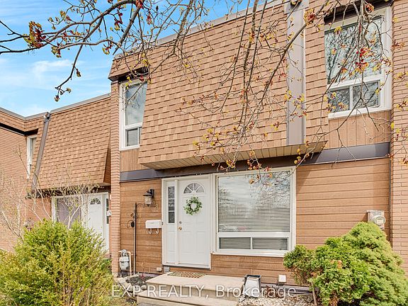 2nd image of 3565 Downpatrick Rd #28
