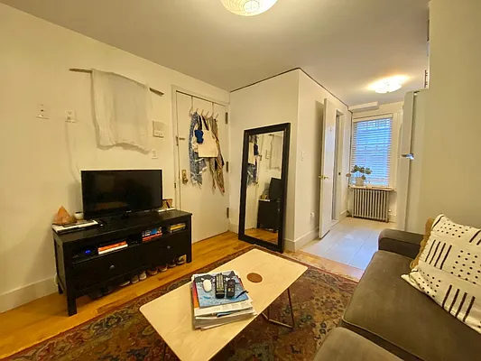 Rented by Your Space New York | media 11