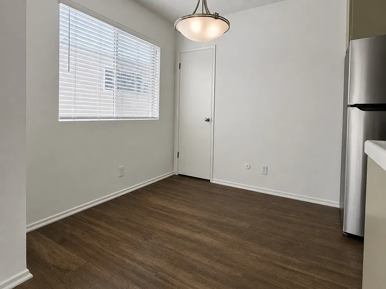 10138 Palms Blvd #19 — Photo 12
