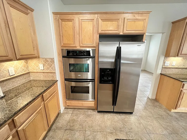 742 Canary Wharf Dr — Photo 20