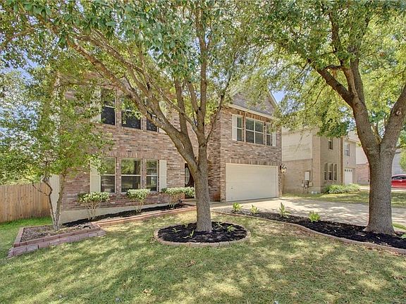 2nd image of 1316 Rosie Ln