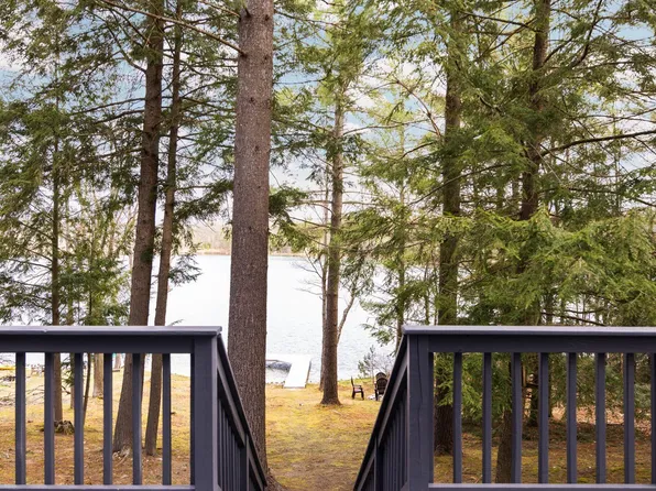 5012 Green Acre Dr, Frederic, MI 49733