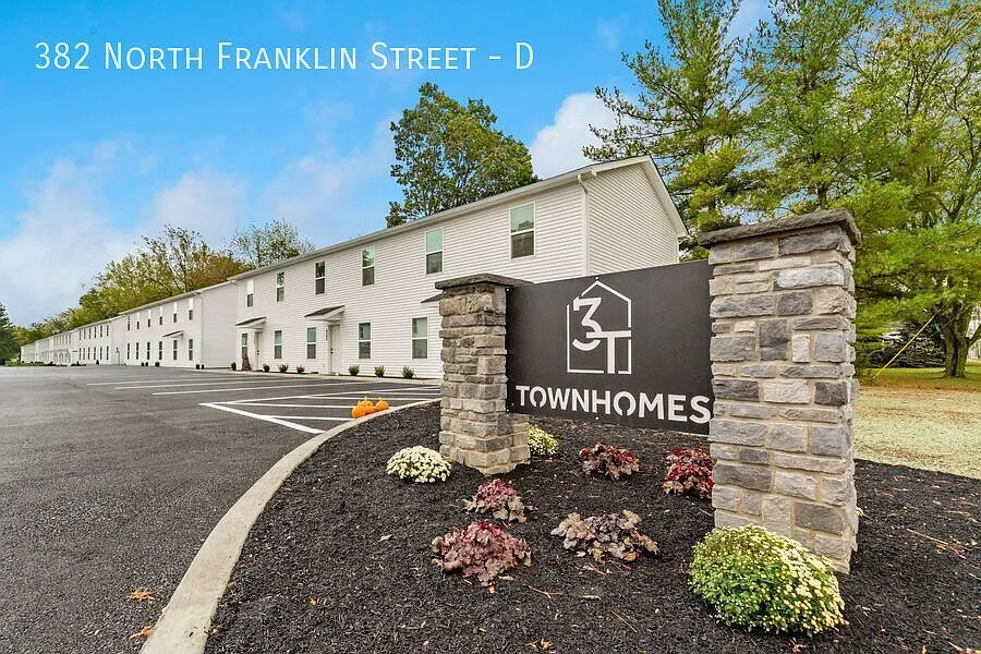 382 N Franklin St #D