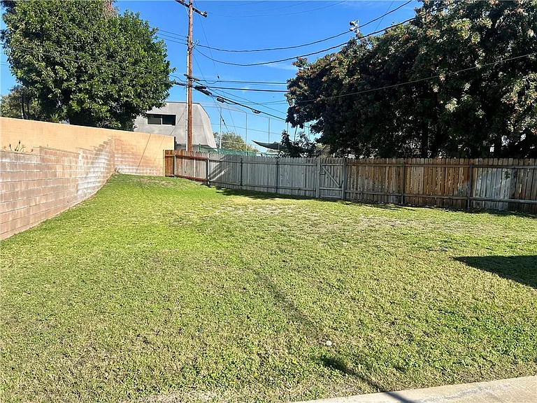 1007 Harrison Ct #1007 — Photo 11