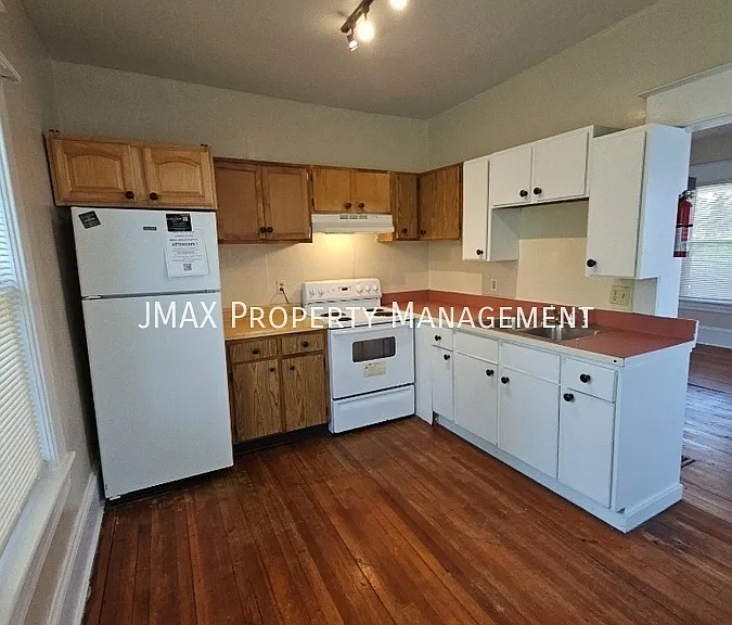 333 Harrison Ave NW — Photo 5