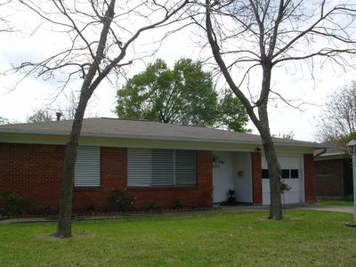 1801 15th Ave N, Texas City, TX, 77590