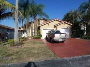 16700 NW 67th Ave, Hialeah, FL 33015