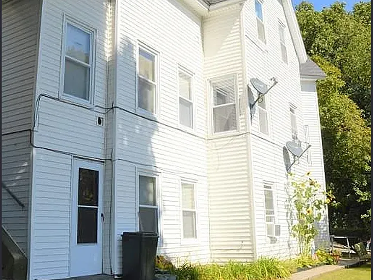 1 Wayne St. — Photo 15