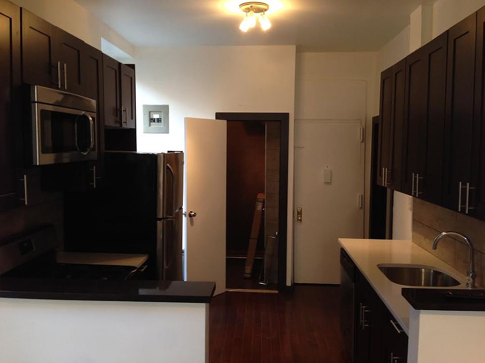 2nd image of 89 E 116th St APT 3