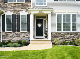 909 Englemere Boulevard, Toms River, NJ 08757