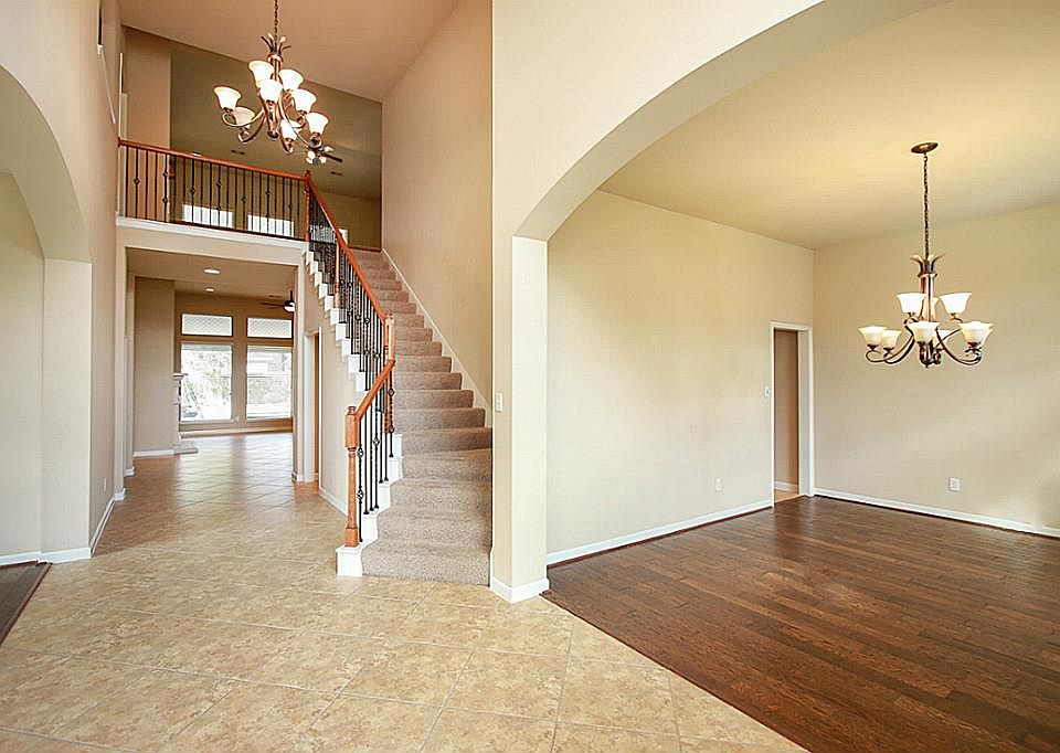 1st image of 13010 Orchard Glen Dr