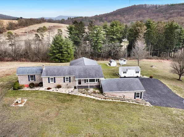 3 Coleman Rd, Hegins, PA 17938