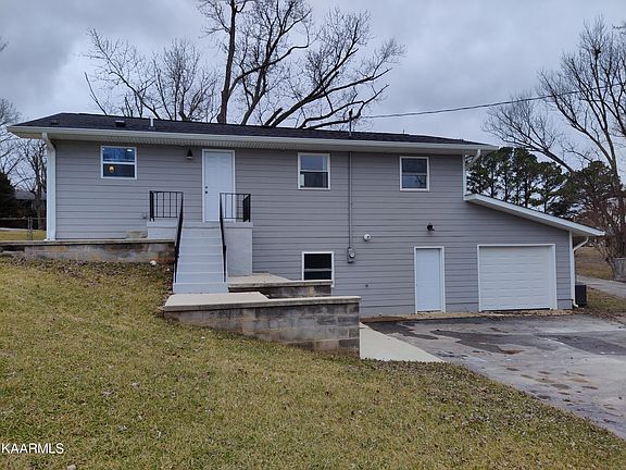 5th image of 144 Farlow Dr