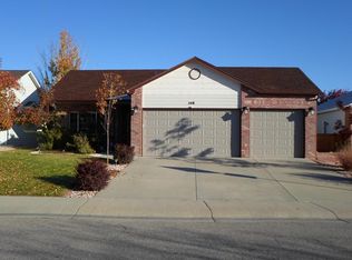 548 Saturn Dr, Fort Collins, CO 80525