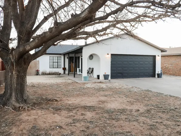 3909 Sides St, Plainview, TX 79072