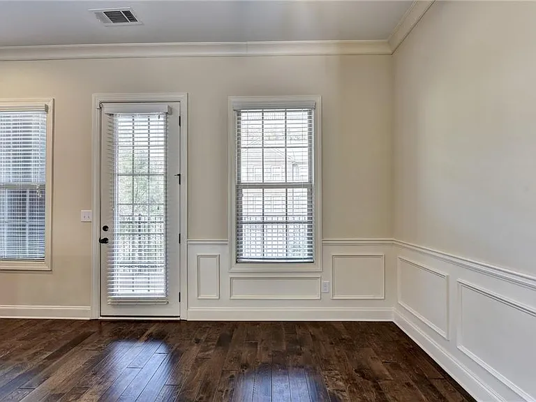 2448 Tenor Ln — Photo 30