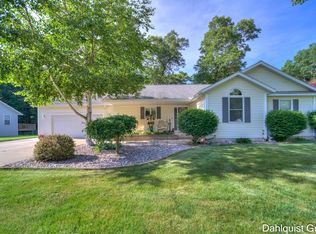 1460 Destiny Dr, Muskegon, MI 49445