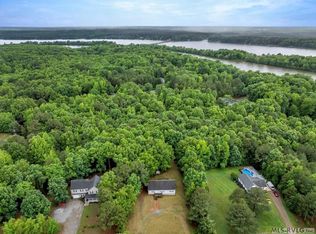 107 Kingswood St, Bracey, VA 23919