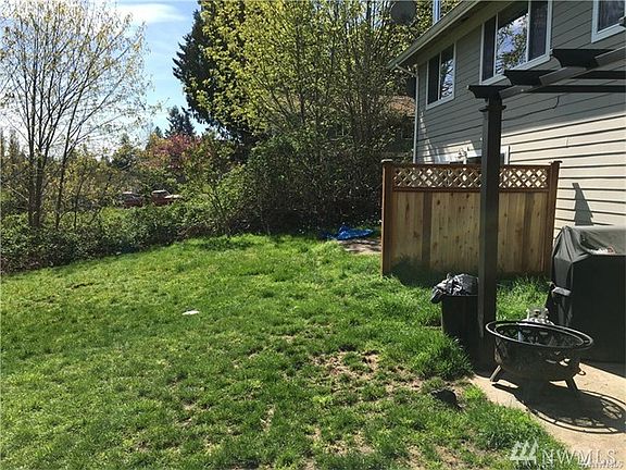 4th image of 2602-2608 N Wycoff Ave